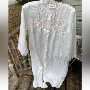 Barbizon Lingerie Satin Slinky Cream Nightgown Sz S Floral Lace Vintage 70s 80s